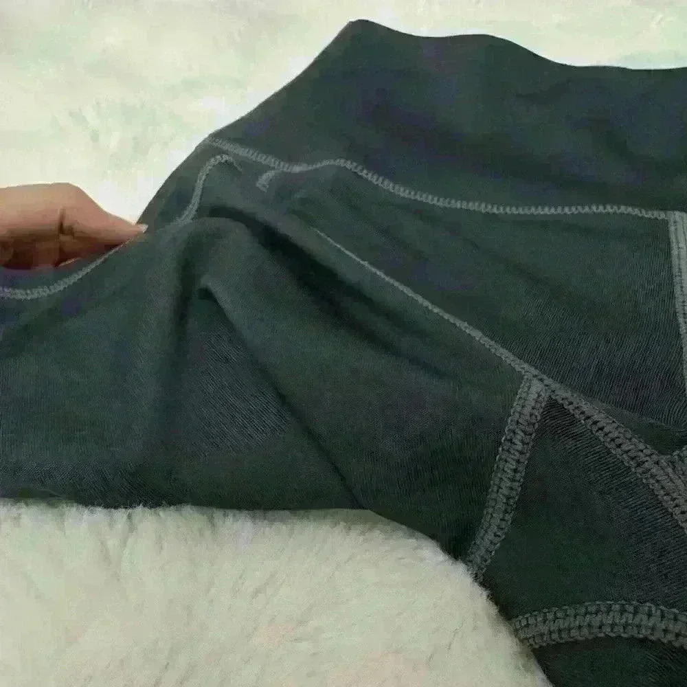 Women’s Grey Exercise  Sports Biker Shorts with Side Pockets in size Medium - Picture 3 of 6